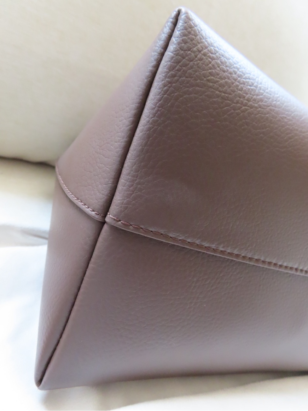 Freja NYC Leather Shoulder Bag in Brown - Picture 4 of 9